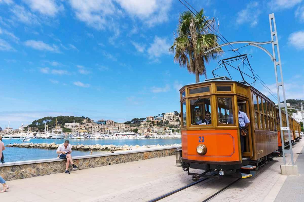 Hostal Doris - Adults Only Colonia de Sant Jordi ภายนอก รูปภาพ