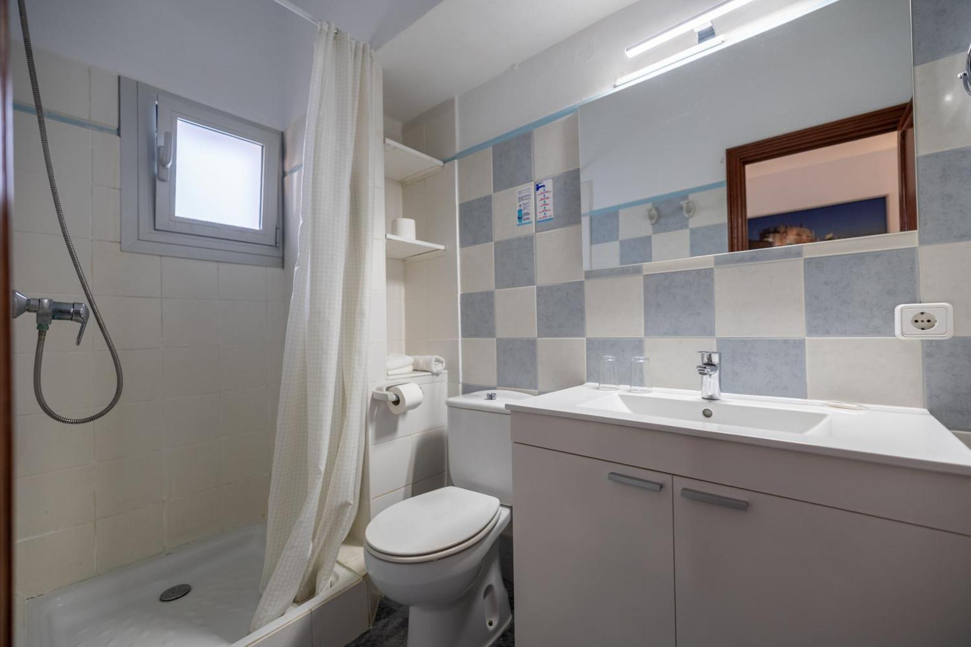 Hostal Doris - Adults Only Colonia de Sant Jordi ห้อง รูปภาพ