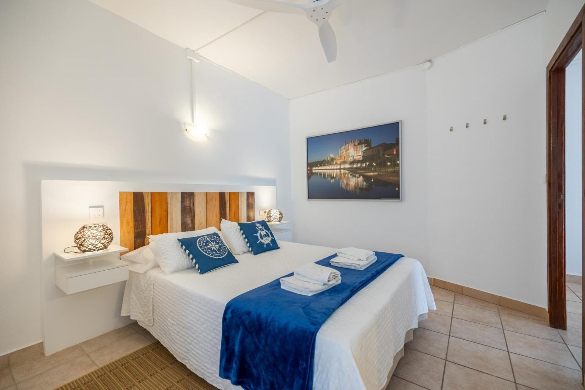 Hostal Doris - Adults Only Colonia de Sant Jordi ภายนอก รูปภาพ