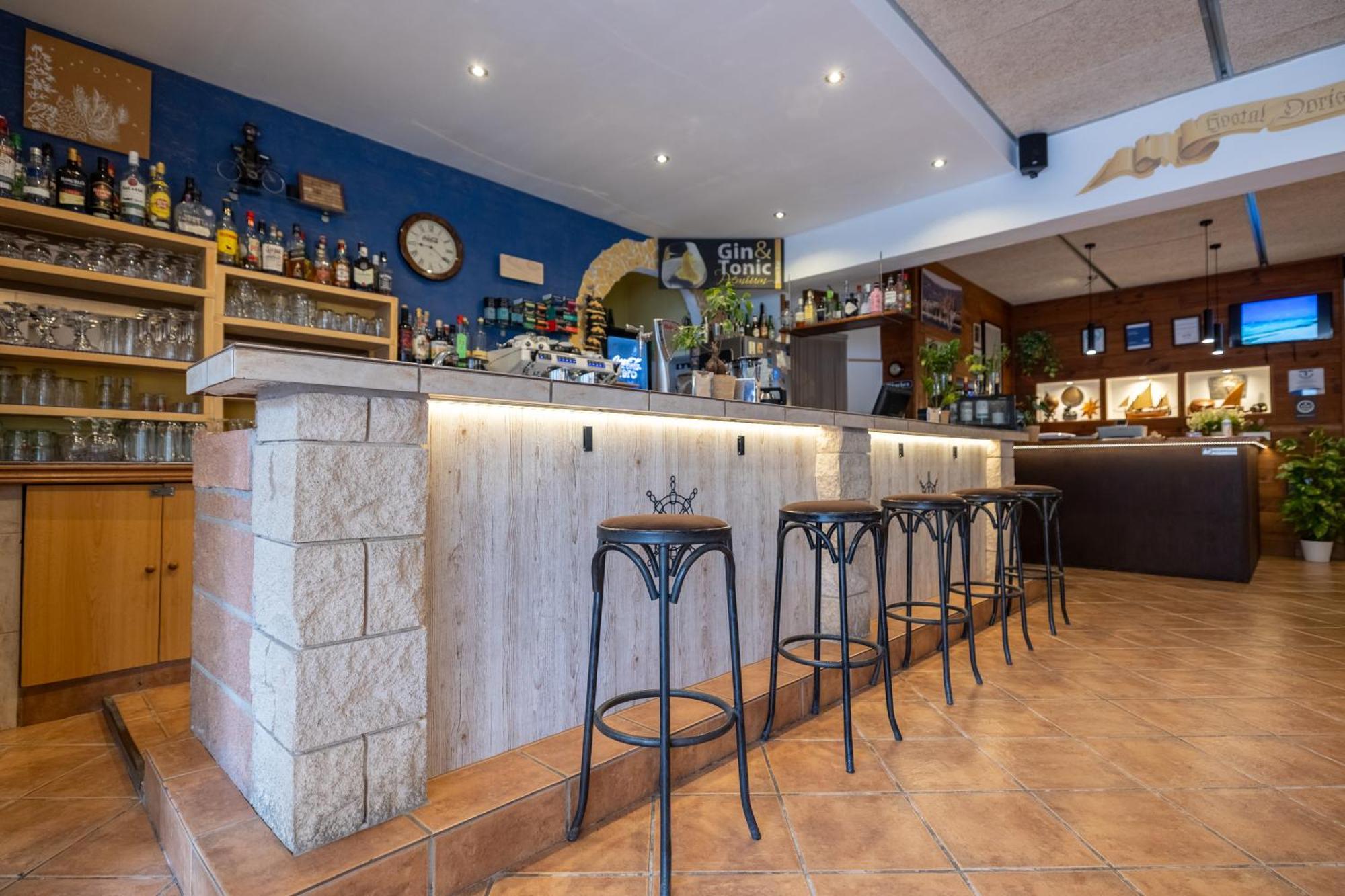 Hostal Doris - Adults Only Colonia de Sant Jordi ภายนอก รูปภาพ